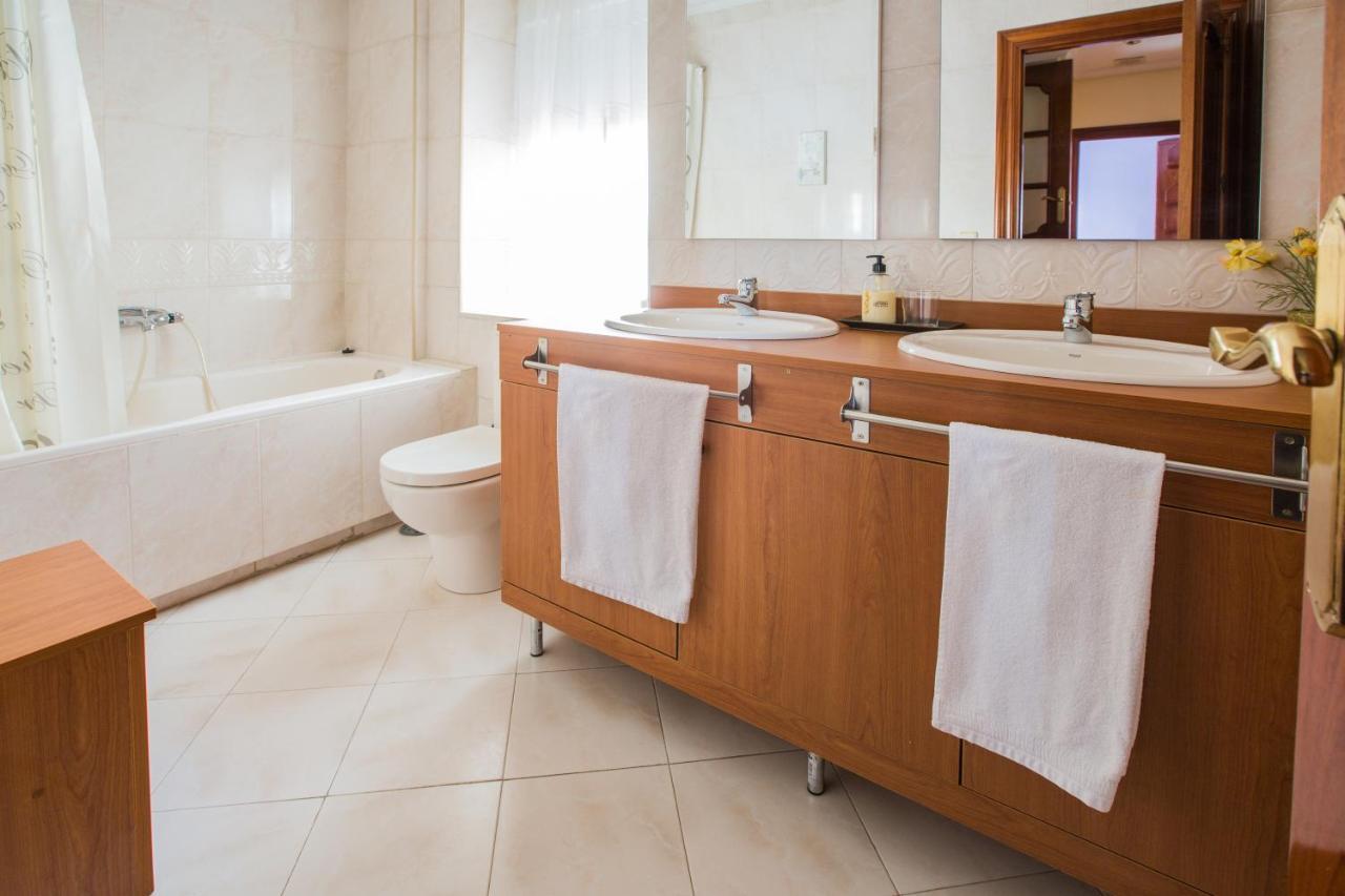 Apartamentos Turisticos Avila Villa Carmen II المظهر الخارجي الصورة